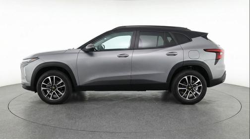 Sterling Gray Metallic 2025 Chevrolet Trailblazer LT