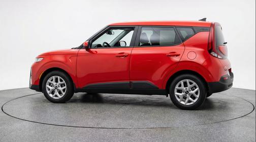 Inferno Red 2025 Kia Soul LX