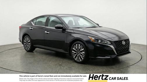 Super Black 2025 Nissan Altima SV FWD