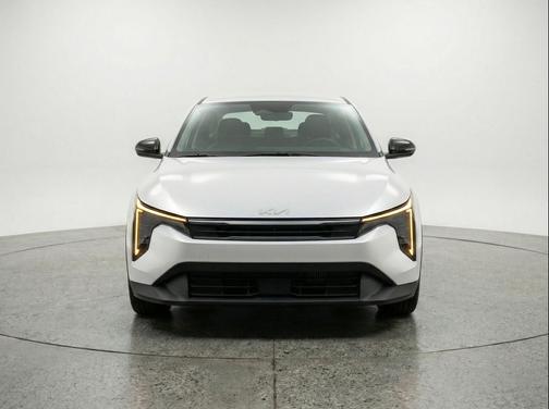 Snow White Pearl 2025 Kia K4 LXS