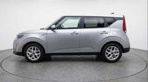 Steel Gray 2025 Kia Soul LX