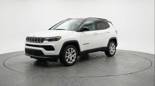 Bright White Clearcoat 2025 Jeep Compass Limited