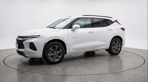 Summit White 2025 Chevrolet Blazer 2LT