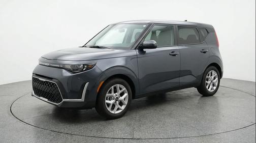 Gravity Gray 2025 Kia Soul LX