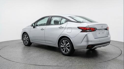 Brilliant Silver Metallic 2025 Nissan Versa 1.6 SV