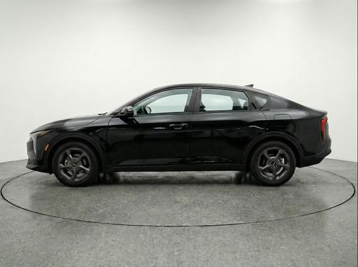 Aurora Black Pearl 2025 Kia K4 LXS