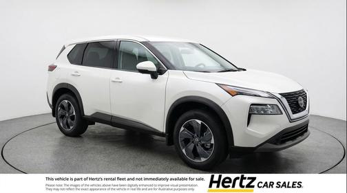 Everest White Pearl Tricoat 2025 Nissan Rogue SV