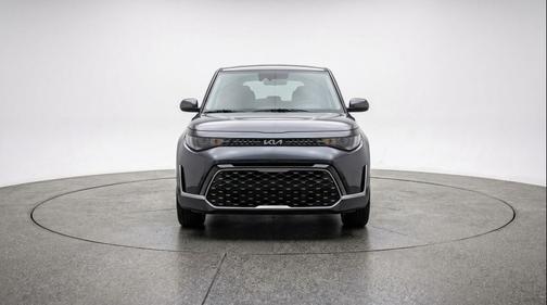 Gravity Gray 2025 Kia Soul LX