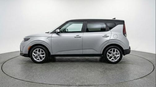 Steel Gray 2025 Kia Soul LX