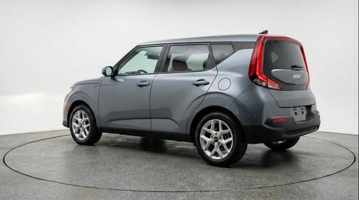 Gravity Gray 2025 Kia Soul LX