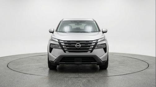 Brilliant Silver Metallic 2025 Nissan Rogue SV