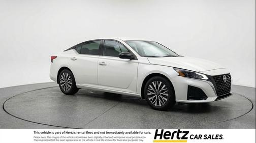 Glacier White 2025 Nissan Altima SV FWD