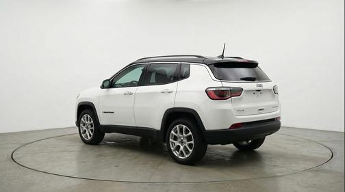 Bright White Clearcoat 2025 Jeep Compass Limited