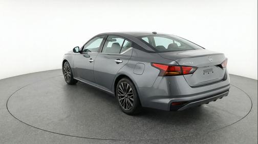 Gun Metallic 2025 Nissan Altima SV FWD