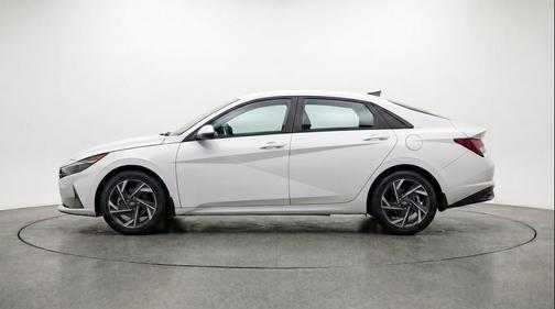 Serenity White 2025 Hyundai ELANTRA SEL