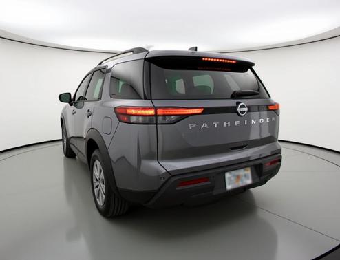 Gun Metallic 2025 Nissan Pathfinder SV 4WD