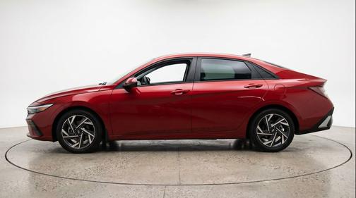 Ultimate Red 2025 Hyundai ELANTRA SEL