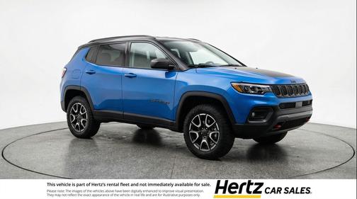 Hydro Blue Pearlcoat 2025 Jeep Compass Trailhawk