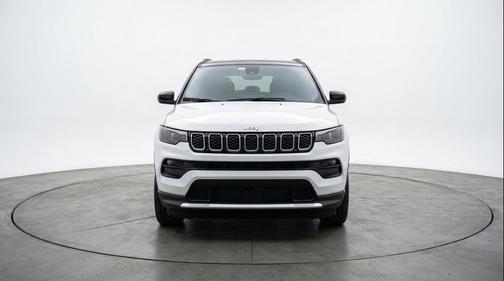 Bright White Clearcoat 2025 Jeep Compass Limited