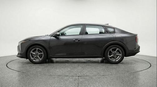 Interstellar Gray 2025 Kia K4 LXS