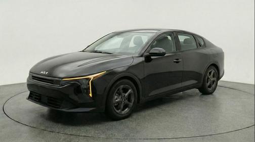 Interstellar Gray 2025 Kia K4 LXS