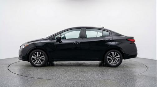 Super Black 2025 Nissan Versa 1.6 SV