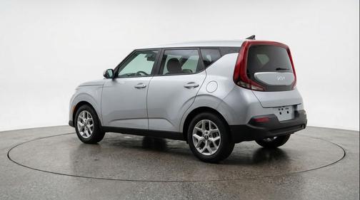 Steel Gray 2025 Kia Soul LX