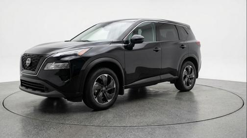 Super Black 2025 Nissan Rogue SV