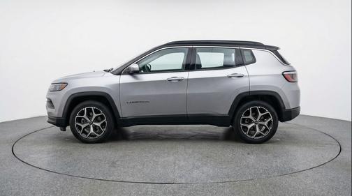 Silver Zynith Metallic Clearcoat 2025 Jeep Compass Limited