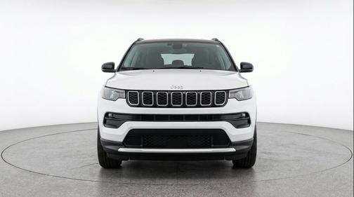 Bright White Clearcoat 2025 Jeep Compass Limited
