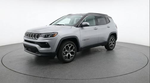 Silver Zynith Metallic Clearcoat 2025 Jeep Compass Limited