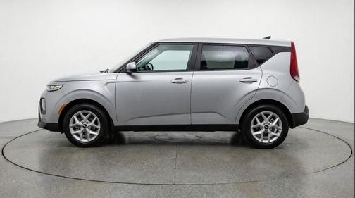 Steel Gray 2025 Kia Soul LX