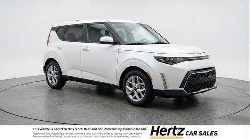 Snow White Pearl 2025 Kia Soul LX