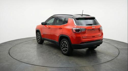 Red Hot Pearlcoat 2025 Jeep Compass Trailhawk