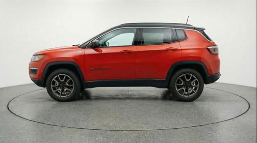 Red Hot Pearlcoat 2025 Jeep Compass Trailhawk