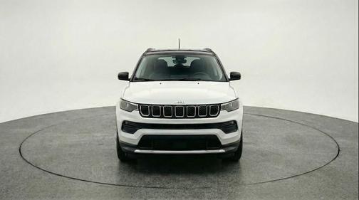Bright White Clearcoat 2025 Jeep Compass Limited