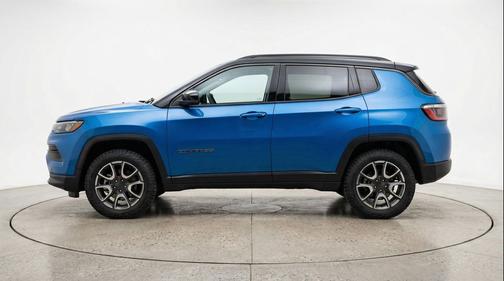 Hydro Blue Pearlcoat 2025 Jeep Compass Trailhawk