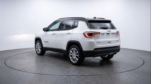 Bright White Clearcoat 2025 Jeep Compass Limited