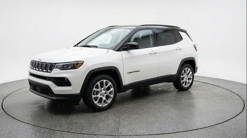 Bright White Clearcoat 2025 Jeep Compass Limited