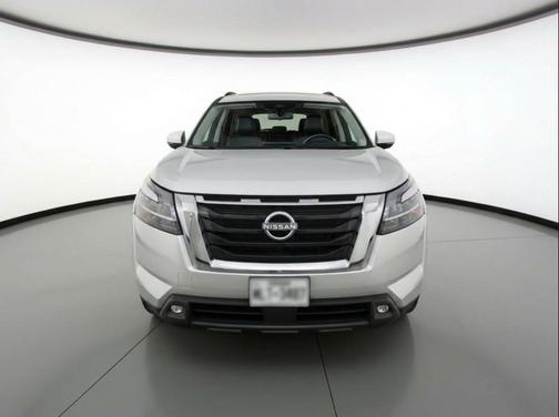 Brilliant Silver Metallic 2025 Nissan Pathfinder SV FWD