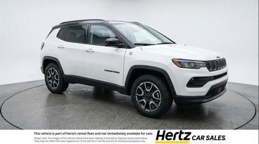 Bright White Clearcoat 2025 Jeep Compass Trailhawk