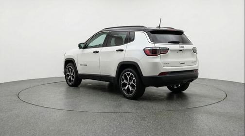 Bright White Clearcoat 2025 Jeep Compass Limited
