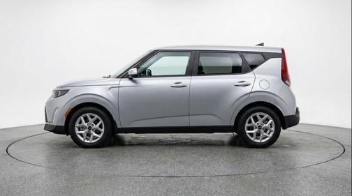 Steel Gray 2025 Kia Soul LX