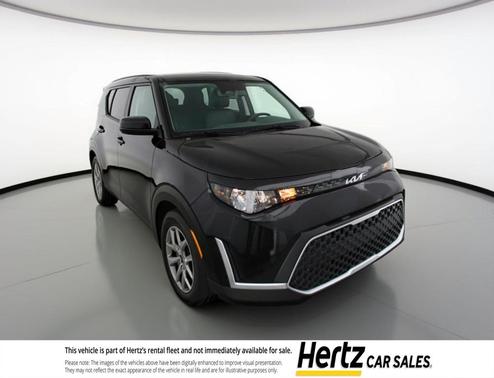 Fusion Black 2025 Kia Soul LX