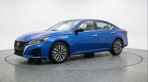 Bluestone Pearl 2025 Nissan Altima SV FWD