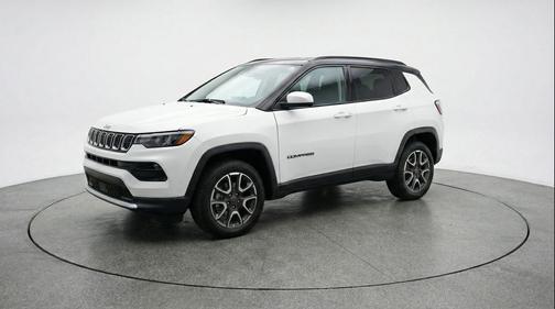 Bright White Clearcoat 2025 Jeep Compass Trailhawk