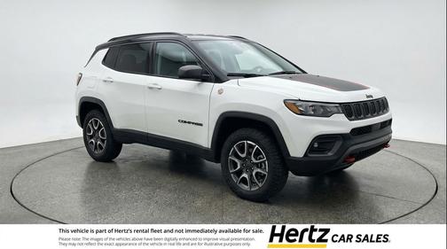 Bright White Clearcoat 2025 Jeep Compass Trailhawk
