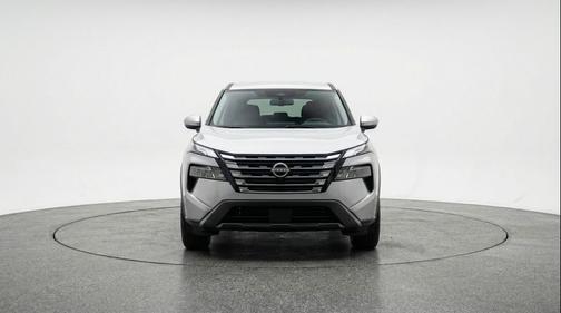 Brilliant Silver Metallic 2025 Nissan Rogue SV