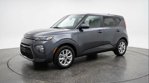 Gravity Gray 2025 Kia Soul LX
