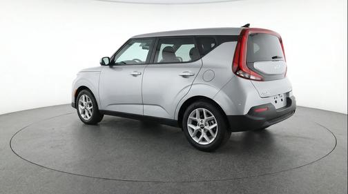 Steel Gray 2025 Kia Soul LX